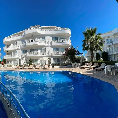 Belka Golf Poolside Apt1 Διαμέρισμα