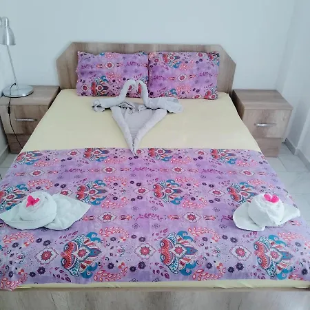 Διαμέρισμα Belka Golf Poolside Apt1