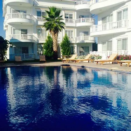 Διαμέρισμα Belka Golf Poolside Apt1 *