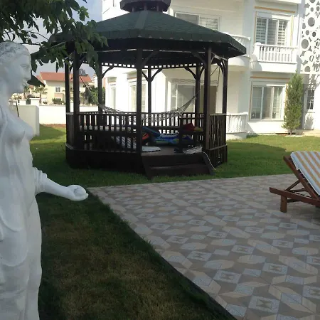 Belka Golf Poolside Apt1 Διαμέρισμα